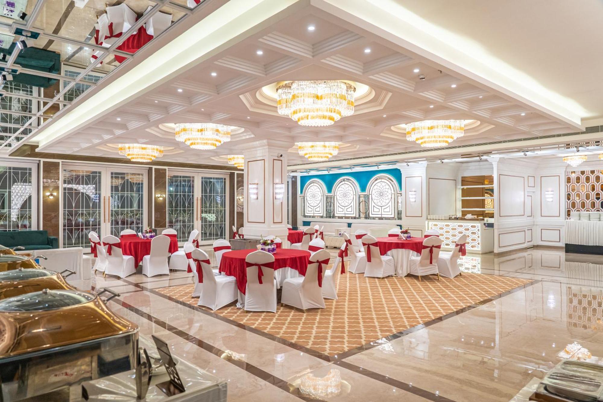 Clarion Hotel Dehradun Dış mekan fotoğraf