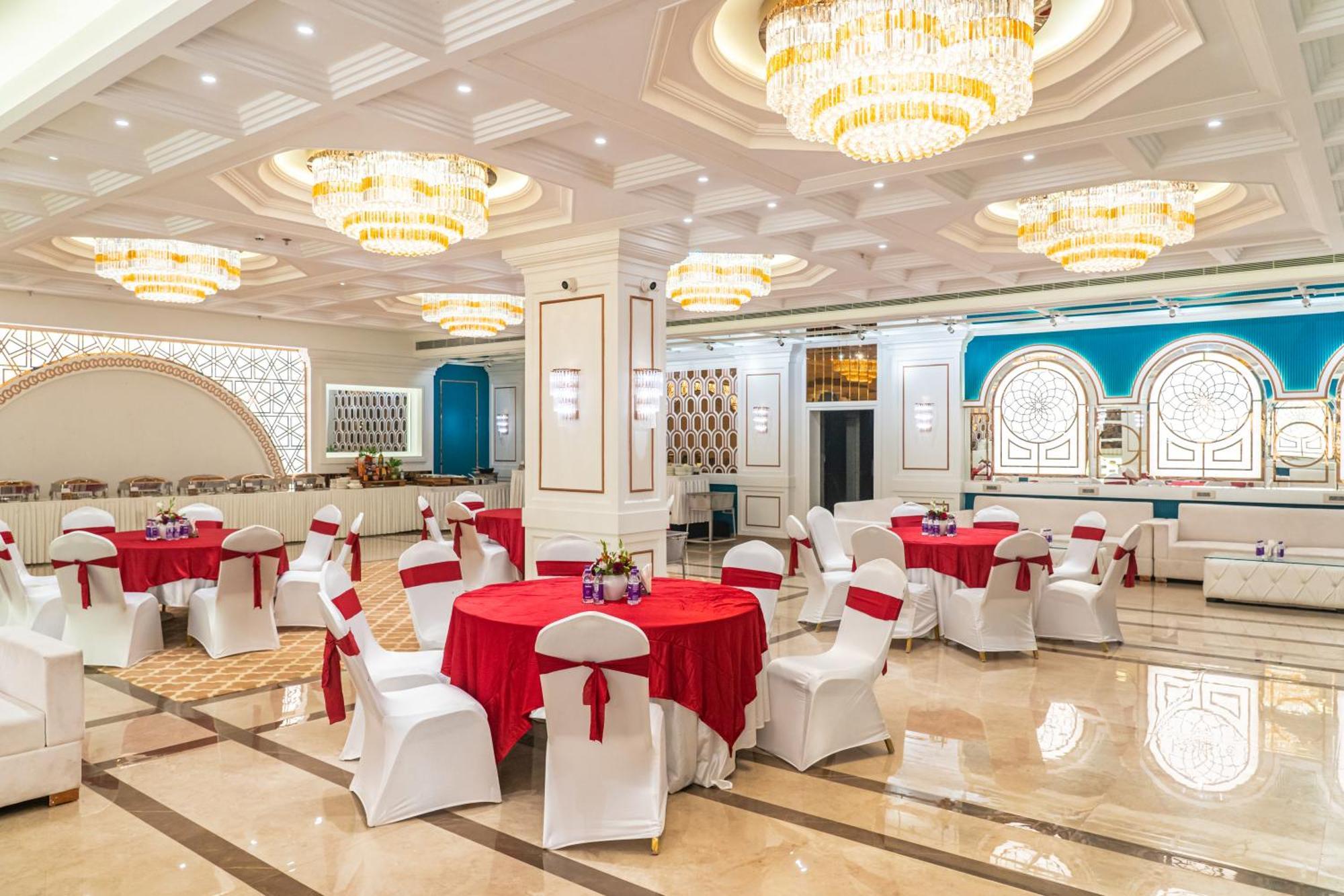 Clarion Hotel Dehradun Dış mekan fotoğraf